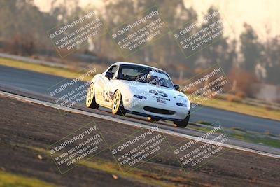 media/Jan-13-2024-CalClub SCCA (Sat) [[179f4822a7]]/Group 7/Sunset (Race)/